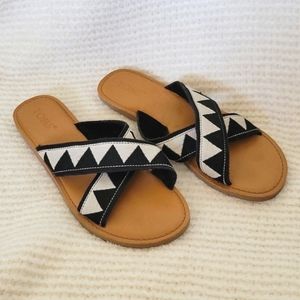Tom's Sandals Women's Size 8